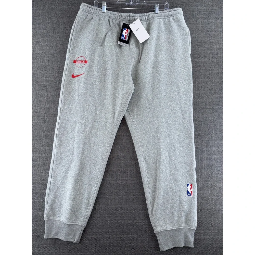 Nike Chicago Bulls NBA Sweatpants Mens XL Grey Tapered Fleece Joggers HM7295-063